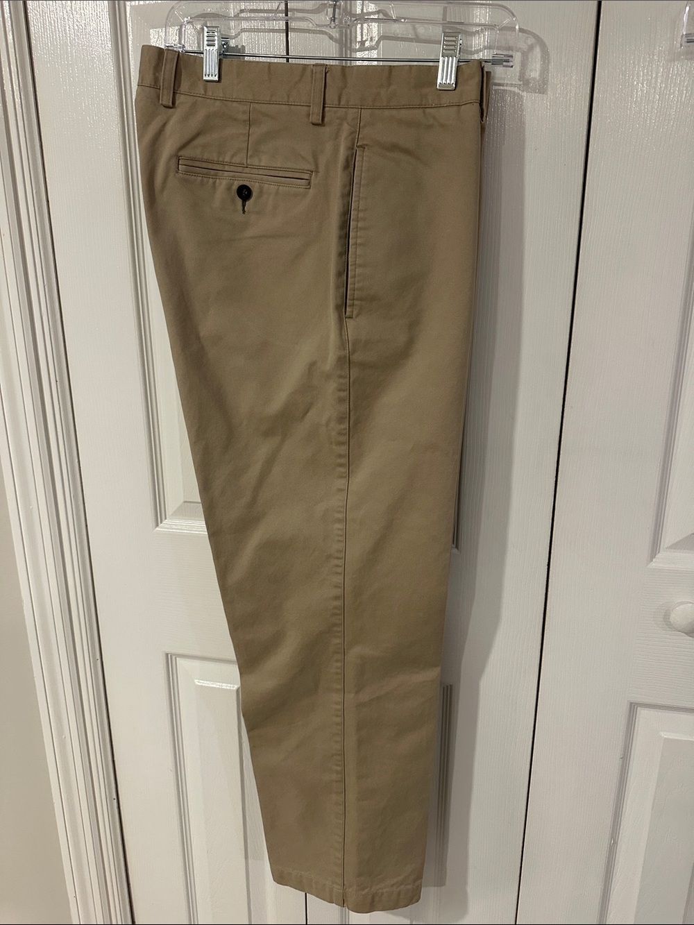 Orvis Men's Khaki Chinos | 35
